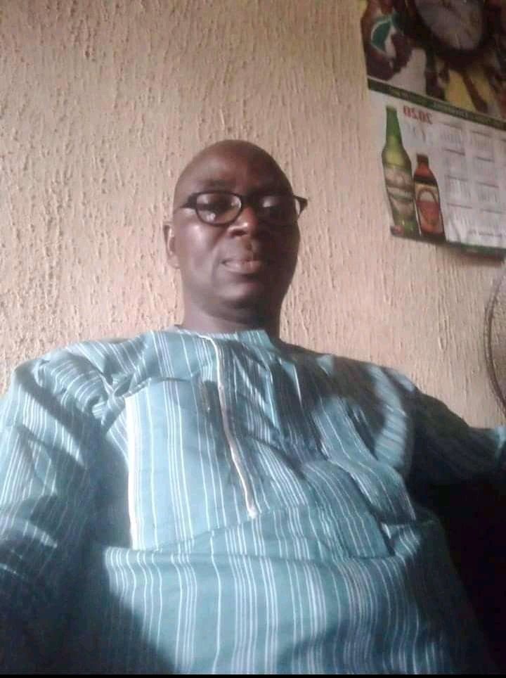 NwachukwuDarl15's tweet photo. The manager of golden guniea breweries, umuahia. His name is Dominic elimimian (07061205307) is threatened his workers that they must be on duty tomorrow 31st which happened to be lockdown ordered by mazi Nnamdi kanu in honor of our fallen heroes https://t.co/KUBDBWzSnd https://t.co/WhGq0MbpUK