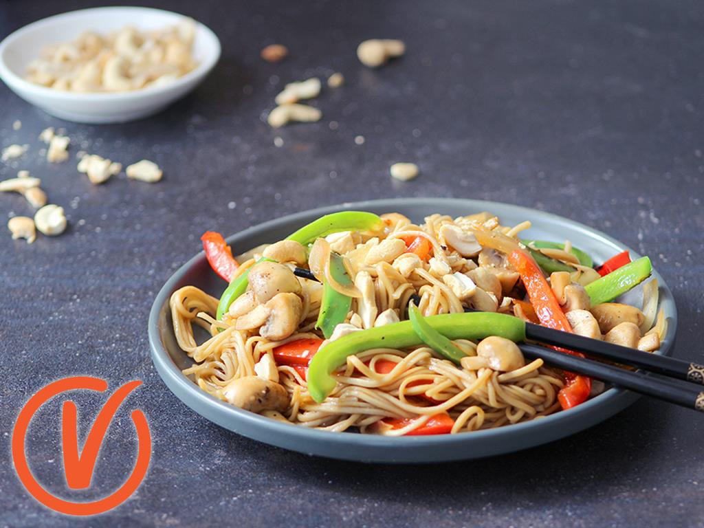 DailyDishForYou's tweet photo. Stir fry is the perfect easy weeknight dinner solution - not only is it flavourful, super quick to make, but it’s also a great way to use up any veggies hanging out in your fridge!

Get the recipe here and save it for when you need a quick dinner idea > https://t.co/XdNQt3nzZD https://t.co/ppXVwd9VZ9