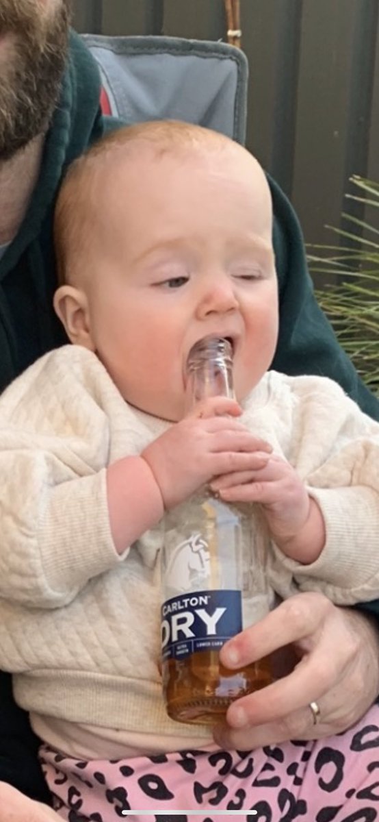 benjiman1983's tweet photo. Lockdown 4.0 not so bad with this little menace helping pass the time and alleviate the boredom!
Apple don’t fall far from the brewery though it seems...she’s already mastered the look her mother &amp; Aunty produce after “one too many!” 🥴 🍺 #ohoh #startedearly https://t.co/iEpZ7qn9hj