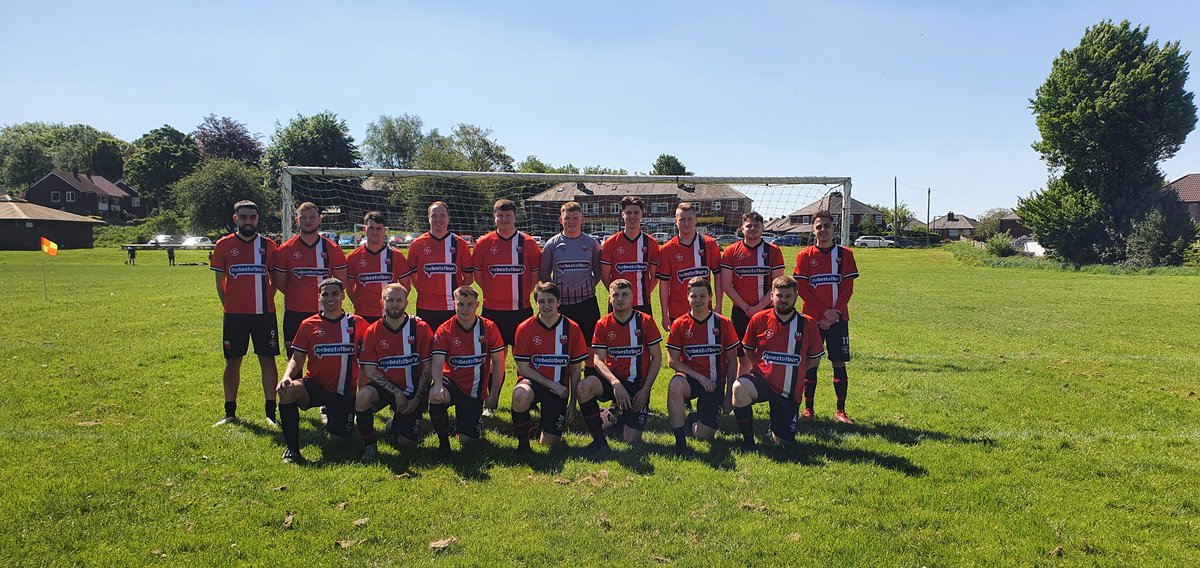 A 4-2 win vs @bury_north concludes our first ever season.

<a href="/Will_Ratcliffe1/">William Ratcliffe</a> ⚽️⚽️
<a href="/Sam98wright/">Sam</a> ⚽️
<a href="/jackfairhurst4/">Jack Fairhurst</a> ⚽️

MOTM: <a href="/Yatsey1/">James Yates</a>