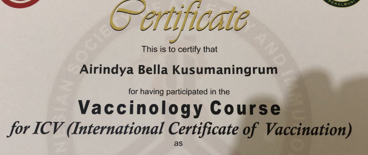 Fully content and beyond grateful for having such privilege😢🙏🏻❤️

Tahun ini jadi dokternya, semoga 1-2 tahun lagi jadi orang yang dicetakin buku ICV bertuliskan mandatory U.S vaccines. Aaamiin🥺🤲🏻