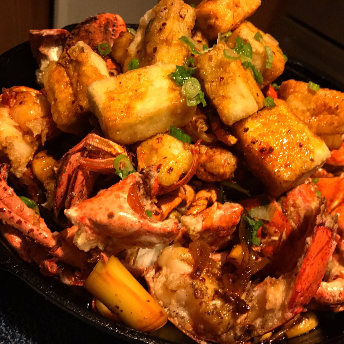 BonafriedTruck's tweet image. #shellfishallergy #PublicAlert! We had to cook a “#KingKai mountain of #friedLobster and #friedtofu” for a #privateevent. We will alert the public when the fryer oil is completely replaced, #thankyou. 🔥🍗🚚