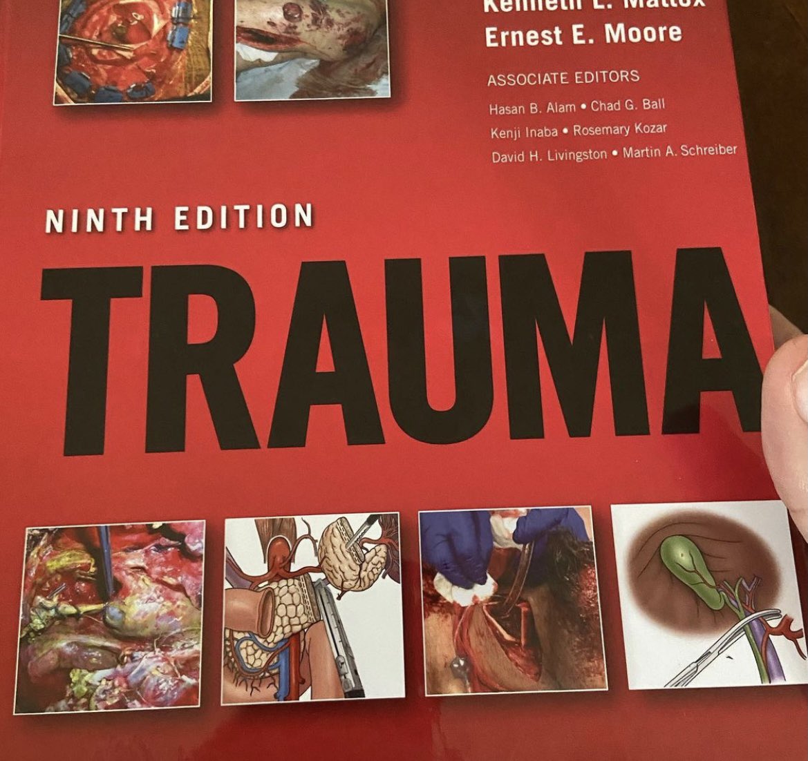 David Feliciano has been one of my mentors and supporters since very early in my career. Having the opportunity to write a chapter in his book, co authored with him and my father fills my heart with #gratitude.
.<a href="/LatinoSurgery/">LatinoSurgSociety</a> #SiSePuede