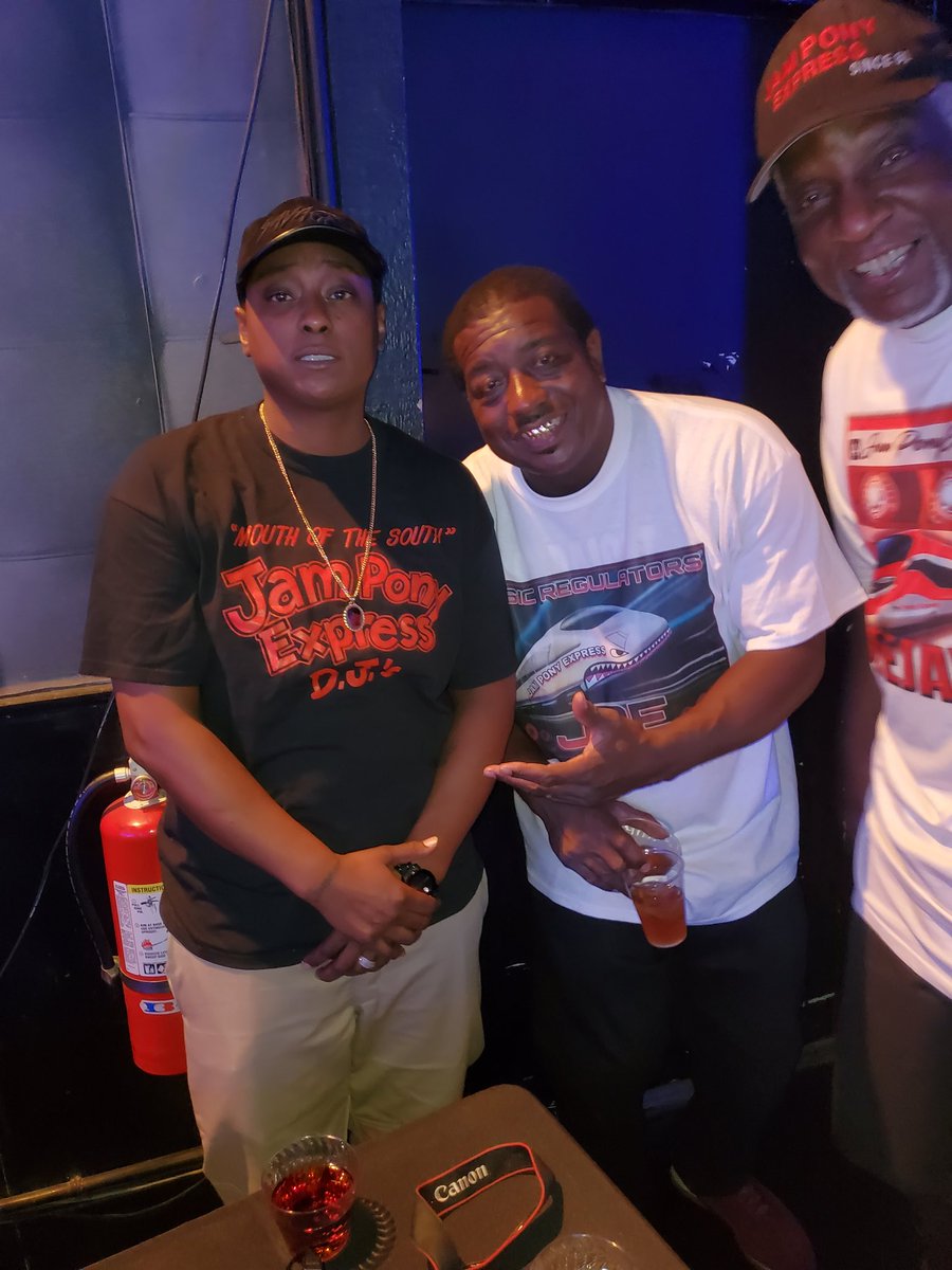 ponygirl954's tweet image. Vybing good in Lauderdale last night wit da fam. ♥️♠️ #JamPonyExpressDjs #LongLiveBigAce #LongLiveJuicyS #LongLiveJDogg #FloridaShit #Legendary