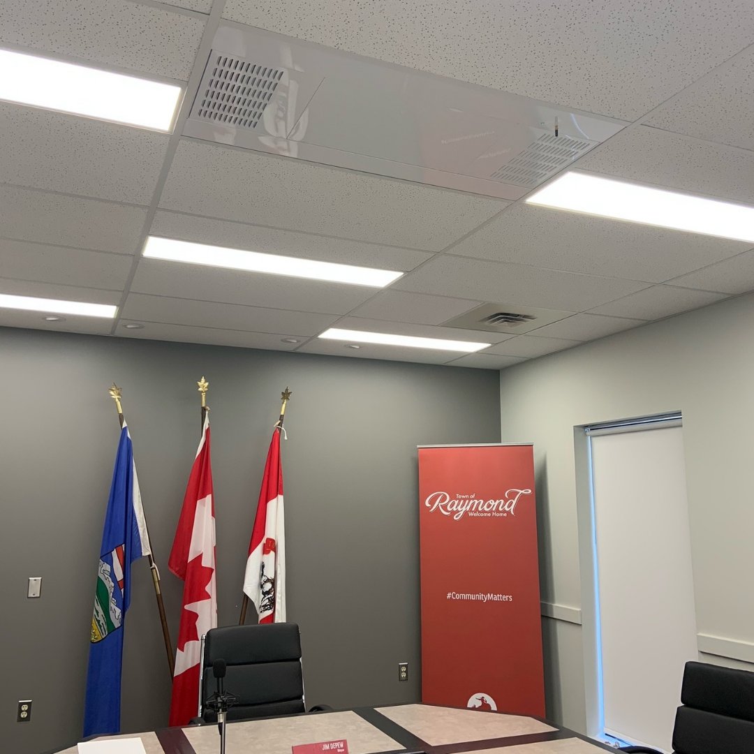 terraltainc's tweet image. The @townofRaymond has a few new angels for the safety of their employees & residents. UV Angel Air's advanced pathogen control will make the environment safer & cleaner. Contact us today 📞 403.580.2665.
#COVID19Safety #UVAngelAir #PathogenControl #ProtectYourEmployees