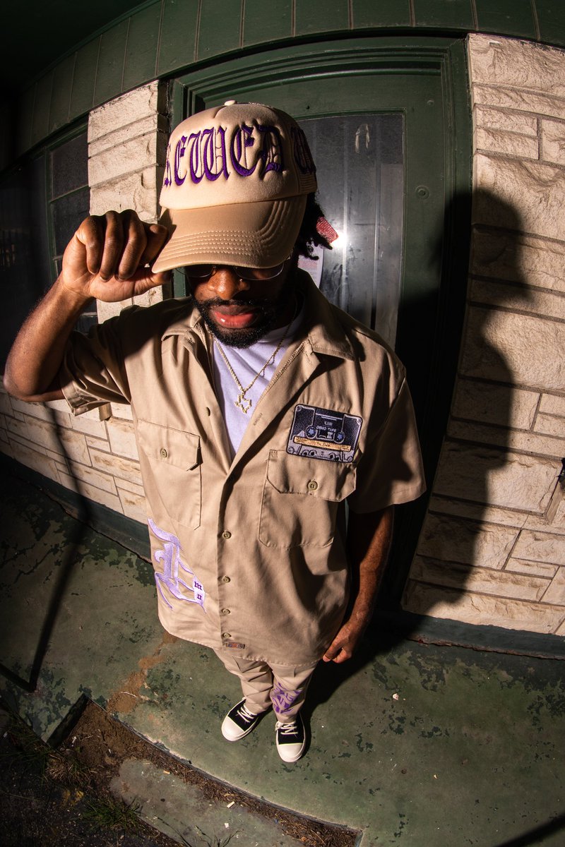 KidKen_817's tweet photo. Our Dickies suit! Along with with a restock of our previous items are now available! https://t.co/J56hDYO1K0 is now live 
PC: @zachshotit https://t.co/4lurJXN2AG