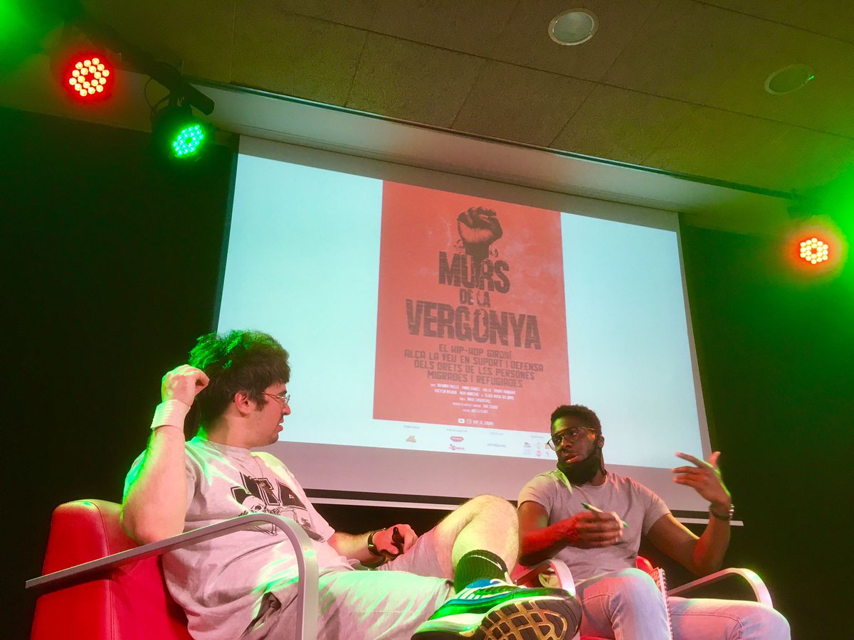 LaMarfamusica's tweet image. Gran ambient al #RapdeGironaFest aquesta tarda a @LaMarfamusica. Primer taula rodona sobre #hiphop i consciència crítica amb el Moviment Afrobanyolí Social i cloenda amb les actuacions de #YezirBoy i #BabaFlow

#AssociacióBrainstorming