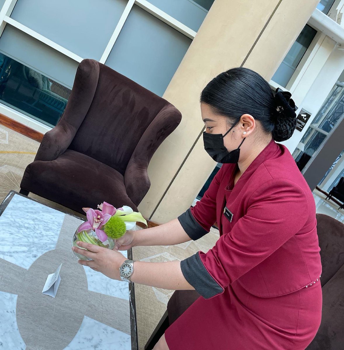 prabhathidt's tweet photo. We are proud of our grand arrangements at lobby that you are always greeted with but this makes us even more prouder when our front office team receives love &amp; appreciation from our guest that’s make our heart bloom .
@ICDohaTheCity #truehospitalityforgood @JoinIHG @IHGService https://t.co/WWmtODbCcl