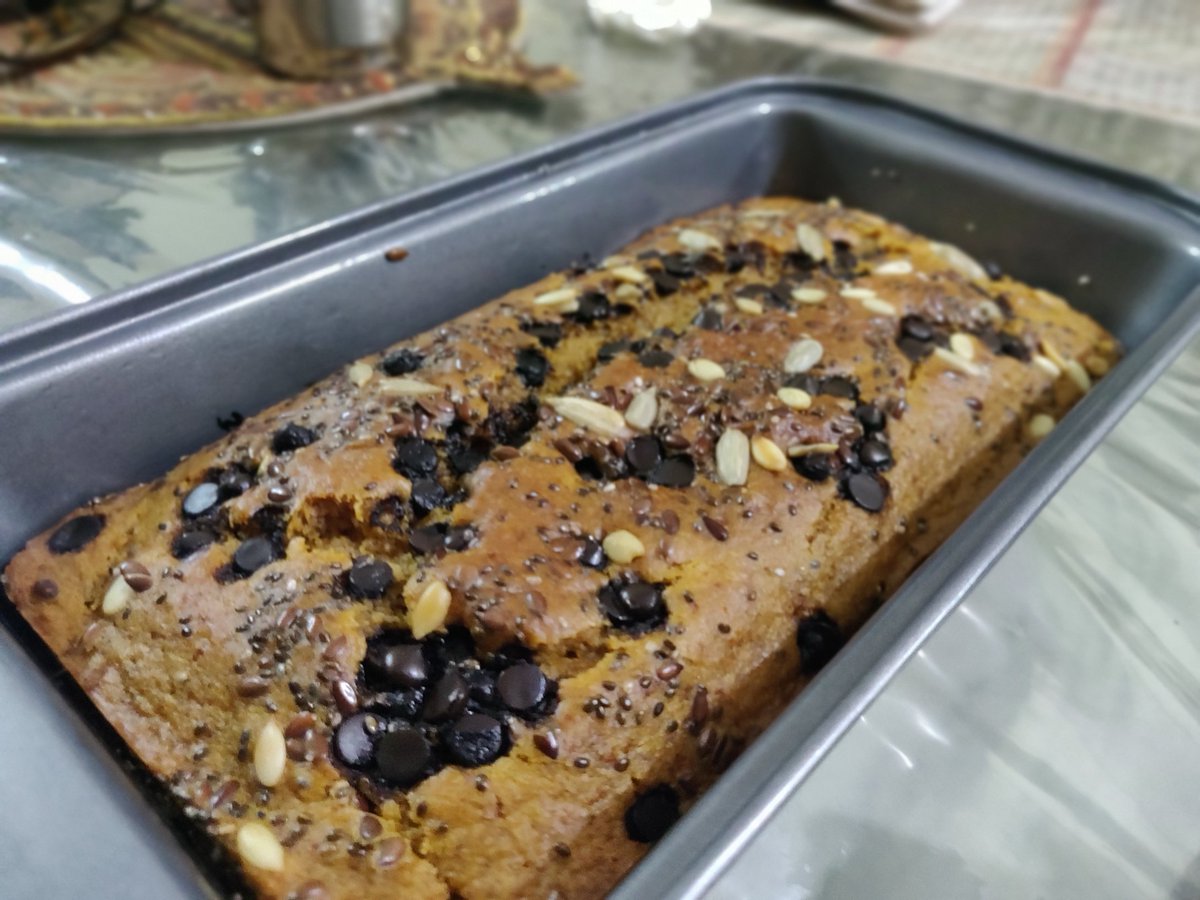 Bhavya03002153's tweet photo. Banana bread #RecipeOfTheDay #loveforbaking #weekendvibes #StayHome https://t.co/co73R07YXA
