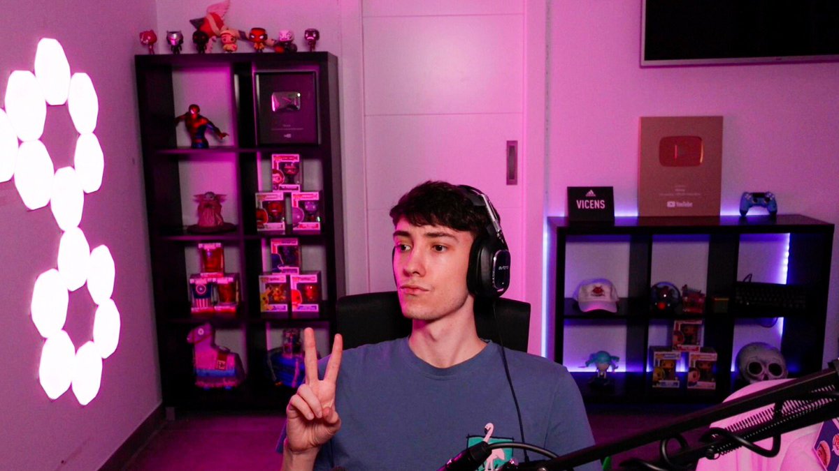 Así me ha quedado el SET UP finalmente, lo veréis en un vídeo más a fondo próximamente aún me falta unos detallitos, os gusta?