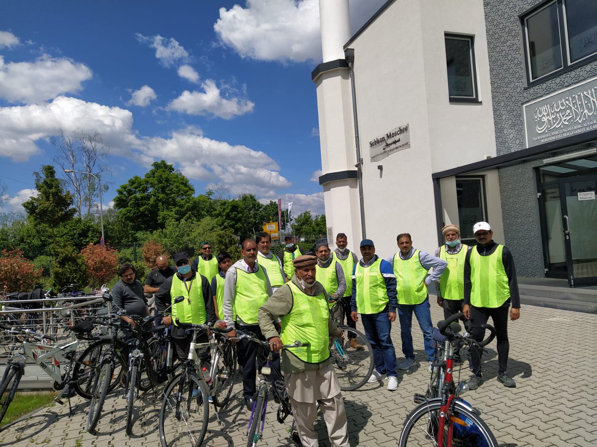 ansarullahDe's tweet photo. Zone Rüsselsheim

#Fahradtour
#AnsarullahDE https://t.co/pHV28ZbbCk