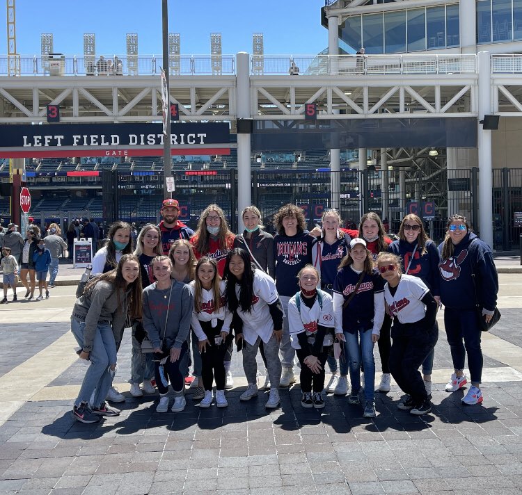RRfastpitch's tweet photo. Huge thank you to the Antonetti family and the @Indians for hosting the Rocky River Softball team today! Go Tribe! https://t.co/EjEXjc8rG1