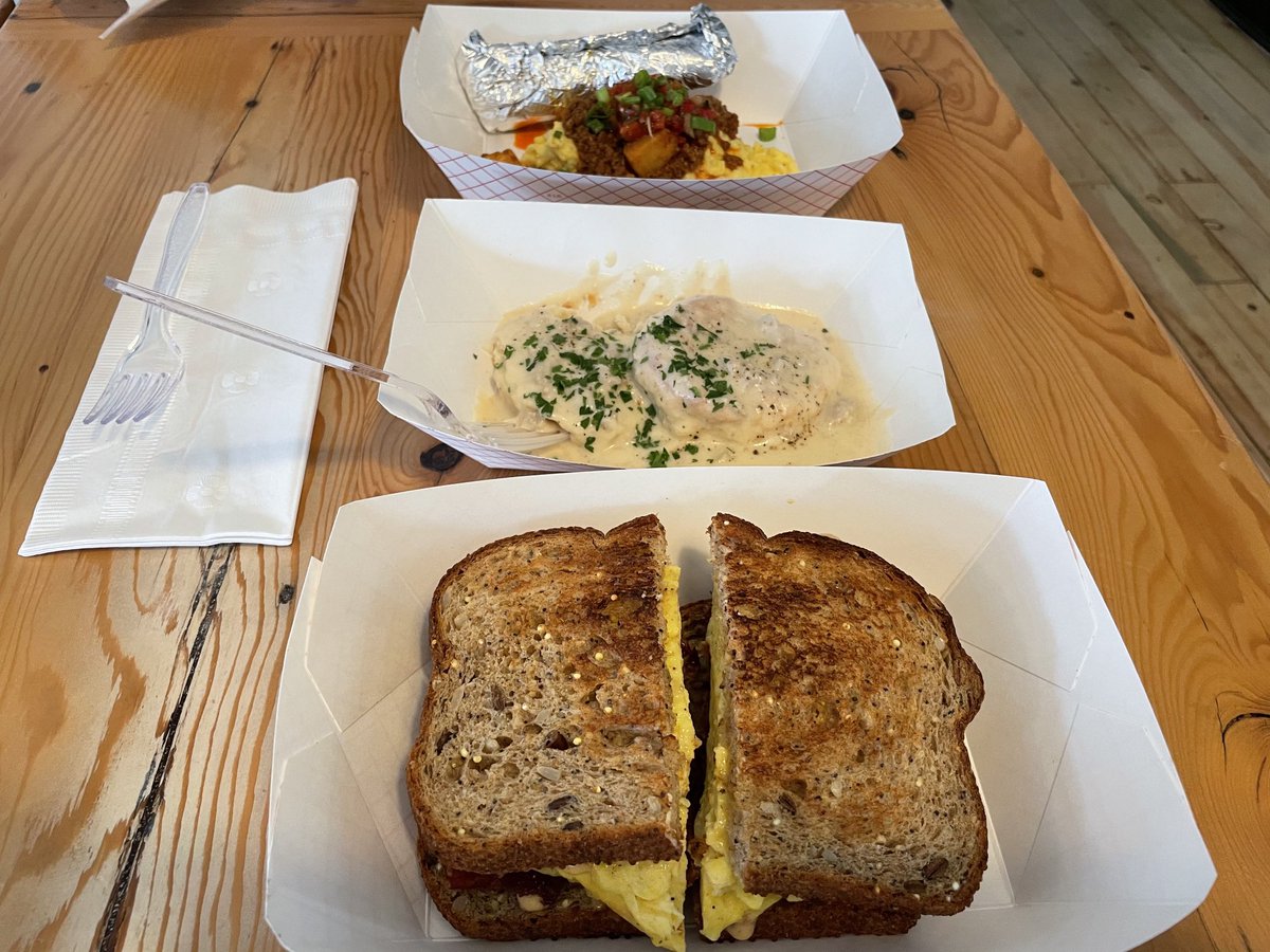 🙏🏻 RT <a href="/Hookmonsta/">Hookmonsta</a>: I’ve been waiting a year for this breakfast.  Best weekend spot in KC ⁦<a href="/happygillis/">Happy Gillis</a>⁩