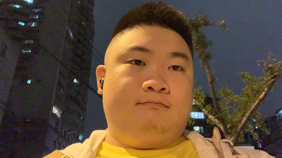 新推特 让自己保持快乐 晚安