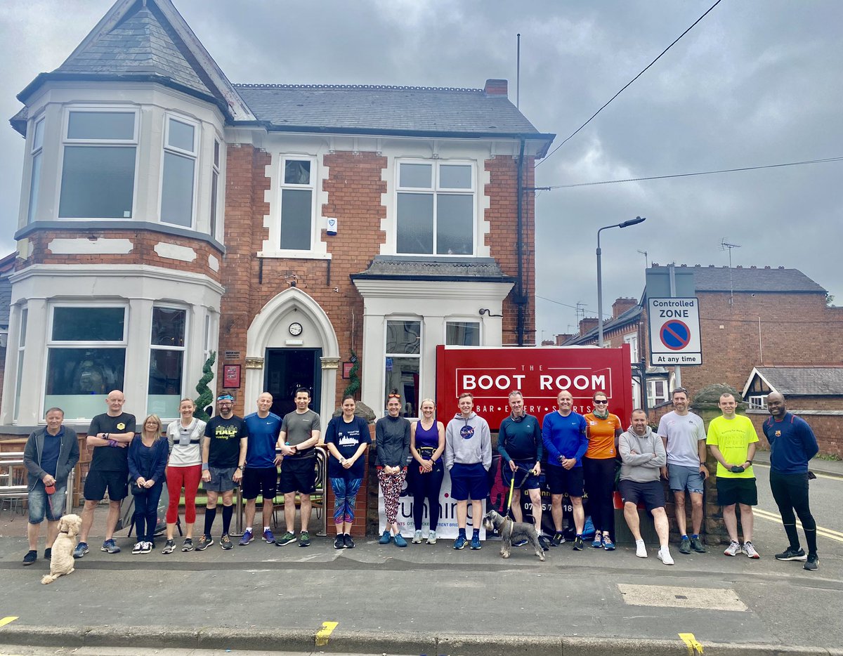 DOrunning Trent Bridge No 2... now if that wasn’t #EasyLikeSundayMorning, we don’t know what is?🙌

Awesome #running &amp; #walking efforts all round, with a fab catch up in a very relaxed atmosphere 💪

The #bestrunningclubever looked after again by <a href="/MarkTheBootroom/">Mark James</a>👍

#justDOingit