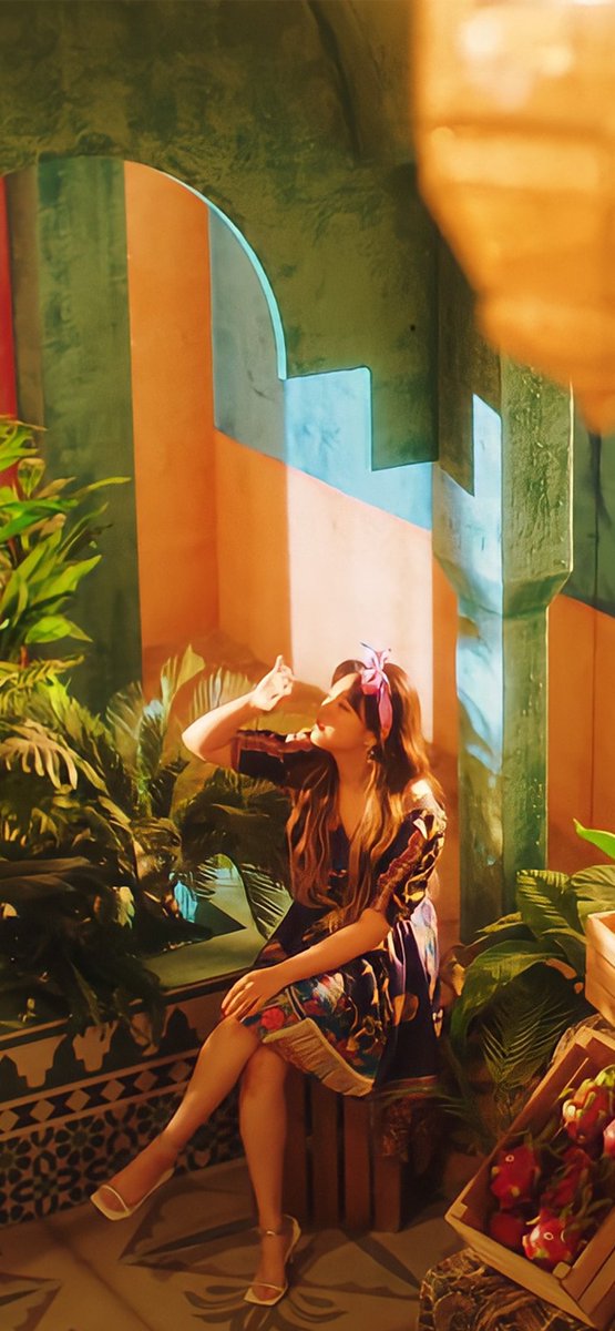 Gio S Tweet Taste Of Love Album Trailer Jeongyeon And Momo Wallpapers Ratio 9 16 Hard To Screenshot Pics Of Them Cause It S Always Closed Up For A Portrait Wallpaper Like