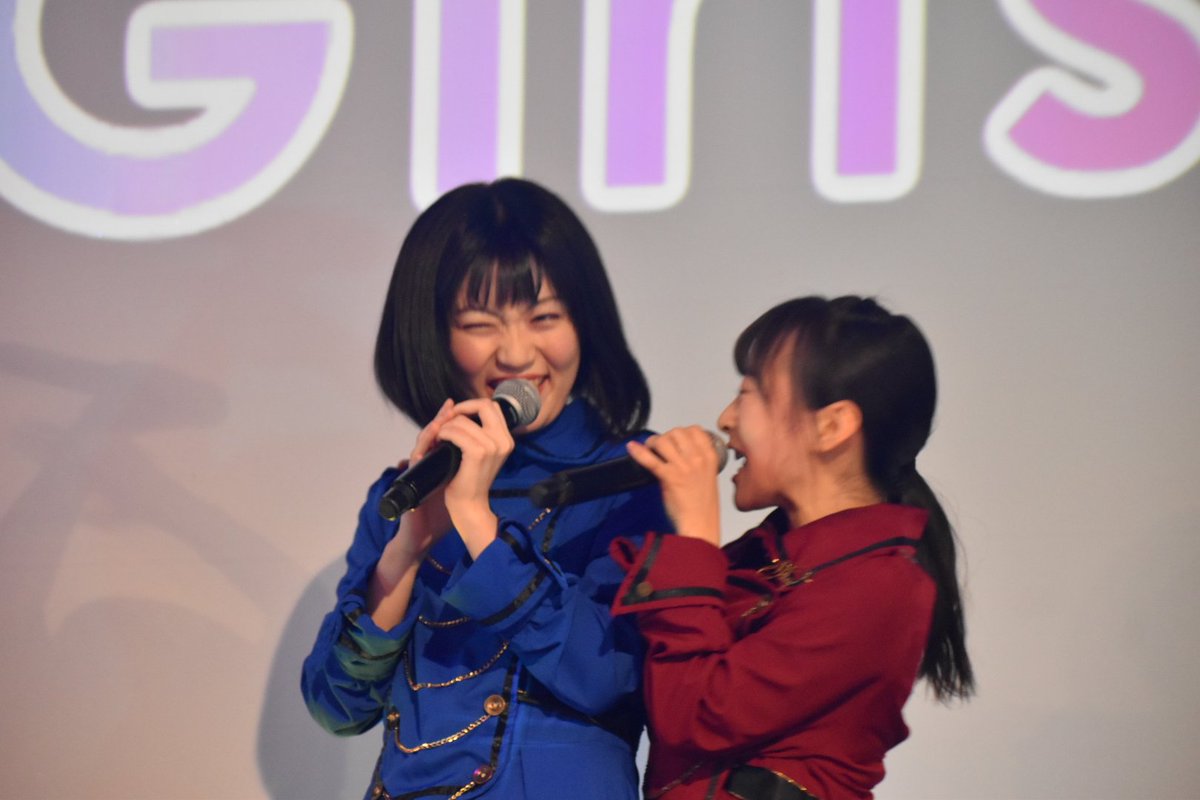 EntanEnchan's tweet photo. #港るな
#板橋にこ
#葛飾りか
コラボ、💙にこちゃんとるなっち♡
💙にこちゃんと葛飾りかちゃん💛 https://t.co/naEEoi9XJl