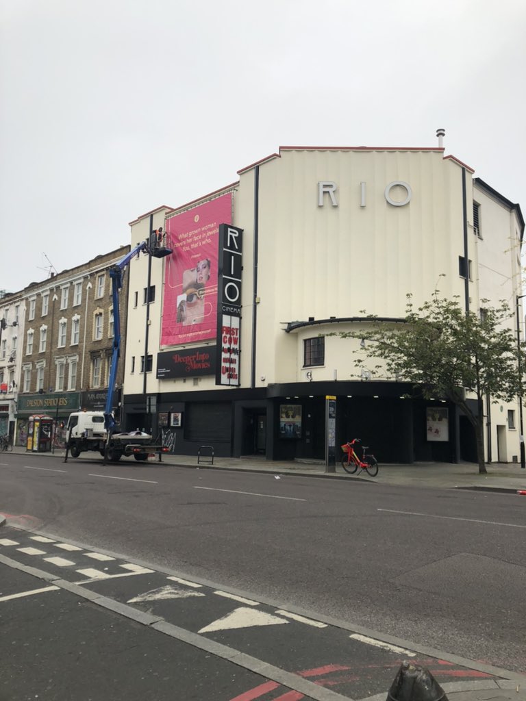 LAdelaideS's tweet photo. @StokeyUpdates @realnickperry @gilbertsmyth @metecoban92 @mayorofhackney Another dawn installation in progress this morning on grade II listed @riocinema apparently without PP or LBC https://t.co/daIQtduzUc