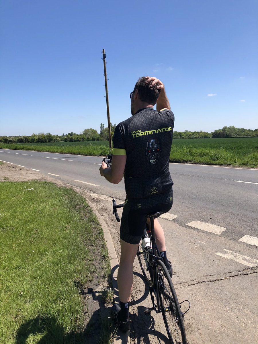 LEGRO's tweet image. Cake ride #teamterminator #verge #thedentalstudio #vittoriatyres