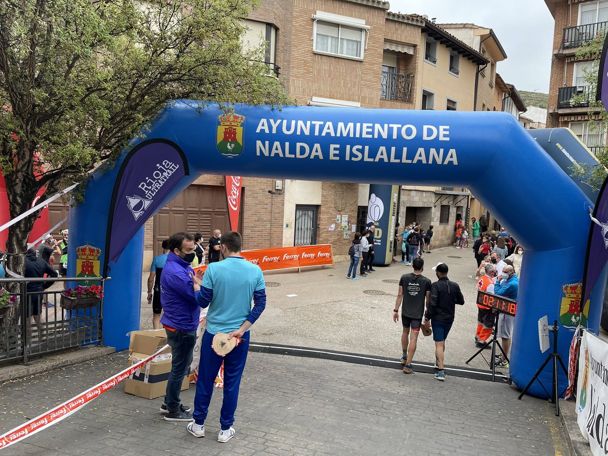 Gran jornada  hoy en #Nalda con la disputa de la 2ª etapa de la #RiojaUltraTrail2021 con salida y llegada en nuestro pueblo. Hemos disfrutado del deporte, de la naturaleza y sobre todo de la gente. Gracias a la organización por elegir una vez más nuestro pueblo. 🏃‍♂️🏃‍♀️⛰
<a href="/AytoNalda/">Ayto Nalda-Islallana</a>