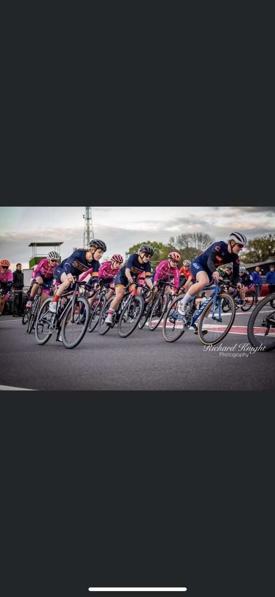 amy_harvey_'s tweet photo. Another tough week of racing for me! Wednesday evening I finished 13th/33 riders at Bovingdon! Today at Hoghill I managed to get in the winning break and won the sprint up the final climb taking 🥇overall! Thank you to @CAMS_BassoBikes for organising today’s race! @CatenaryCoach https://t.co/8kB3zKrFdQ