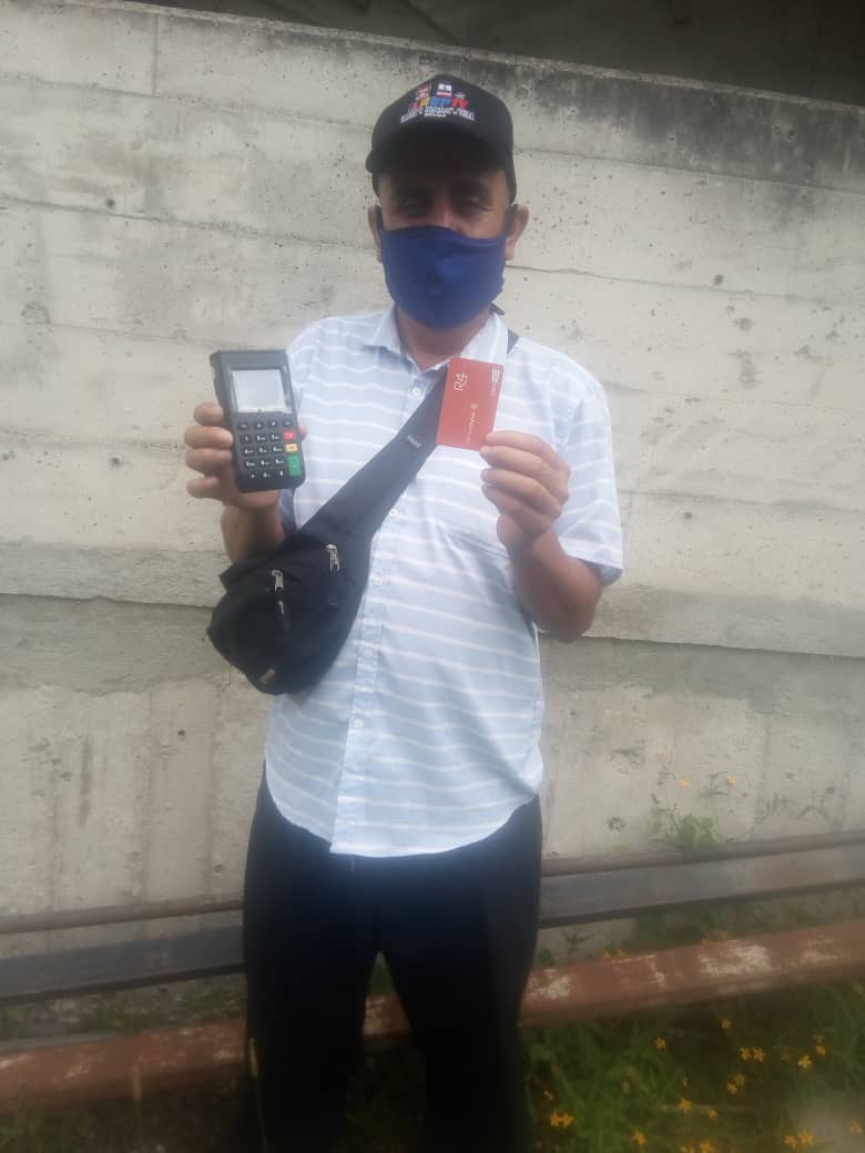 #30Mayo Los presidentes de líneas del eje metropolitano #Mérida , aprobaron la instalación del sistema #R4Transporte, pasaje digital para ayudar a nuestro Pueblo. Desde el  
#MSBPTVMERIDA seguimos aportando soluciones de la mano de @mibancove.

#VenezuelaSeVacuna