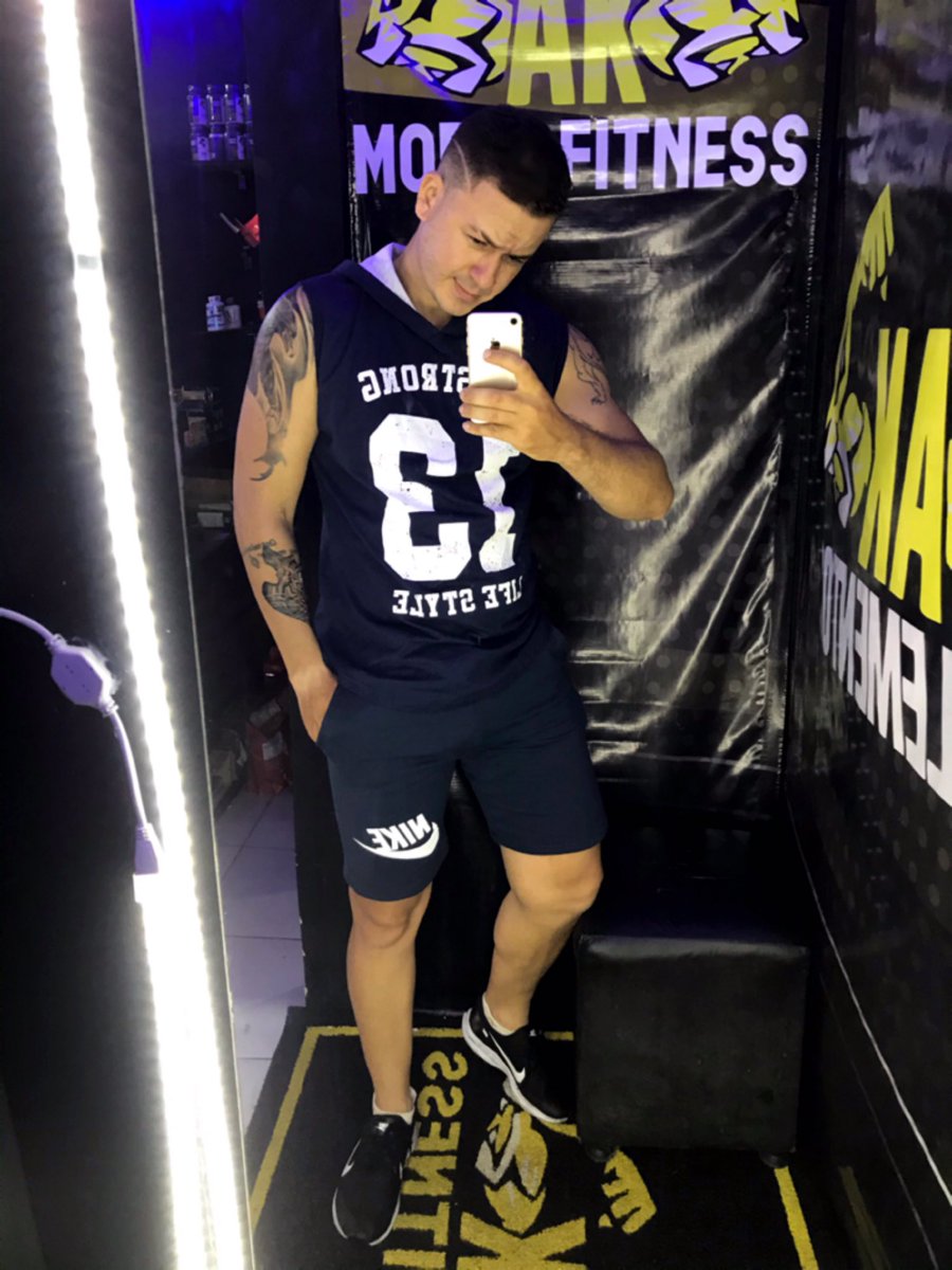 IRobeerth's tweet photo. Joob 🏋️‍♂️ https://t.co/Fp4WuBJumN