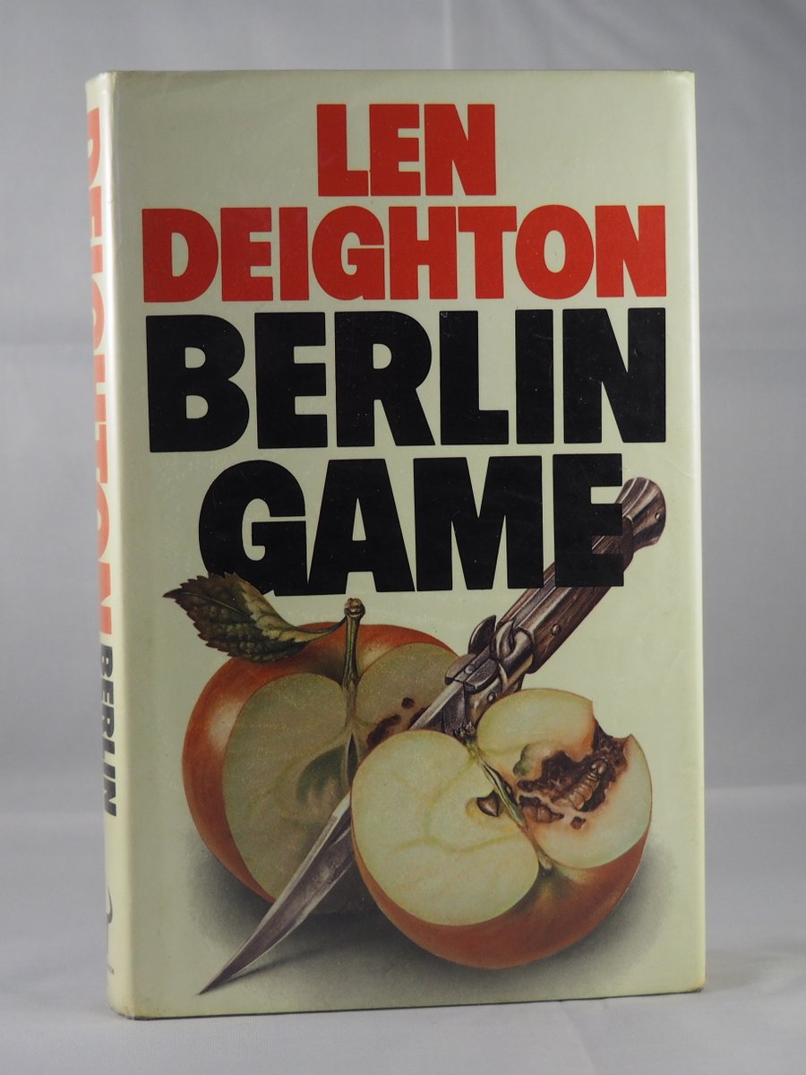 DeightonDossier's tweet photo. @foliosociety #bernardsamson https://t.co/eD3Q7dv998