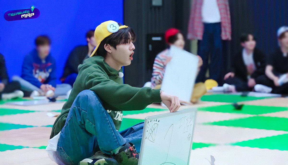 mshimellow's tweet photo. You may look cold on the outside, but the truth is you're one of the softest. I love seeing you around with kids. Stay cool, Haruto.
#TreasureMap_Ep48 https://t.co/TIc9Rod9i5