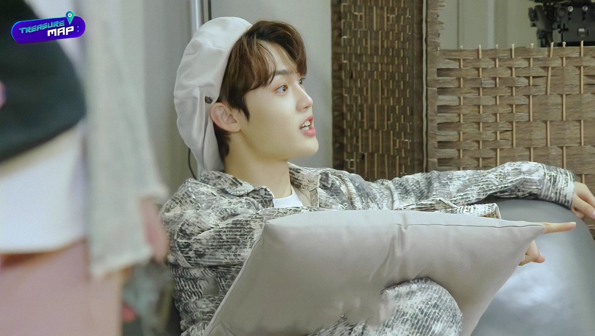 mshimellow's tweet photo. You never failed to make us happy. You might still be young, but I know that you are someone that your members can rely on.
#TreasureMap_Ep48 https://t.co/pa5sP2Le7D