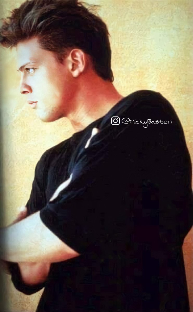 Mickybasteri19's tweet photo. Esta divinoooo #luismiguel https://t.co/i1xdYLnIuZ