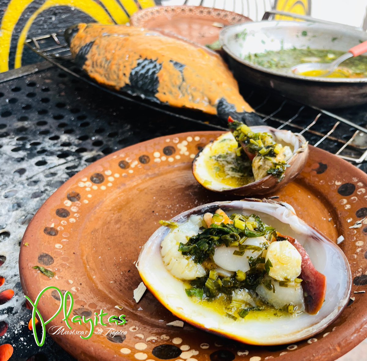 🎣La pesca del día🎣 
                     🔥El carbón🔥 
                           Todo listo 

             🏖Solo te esperamos a ti 🏖