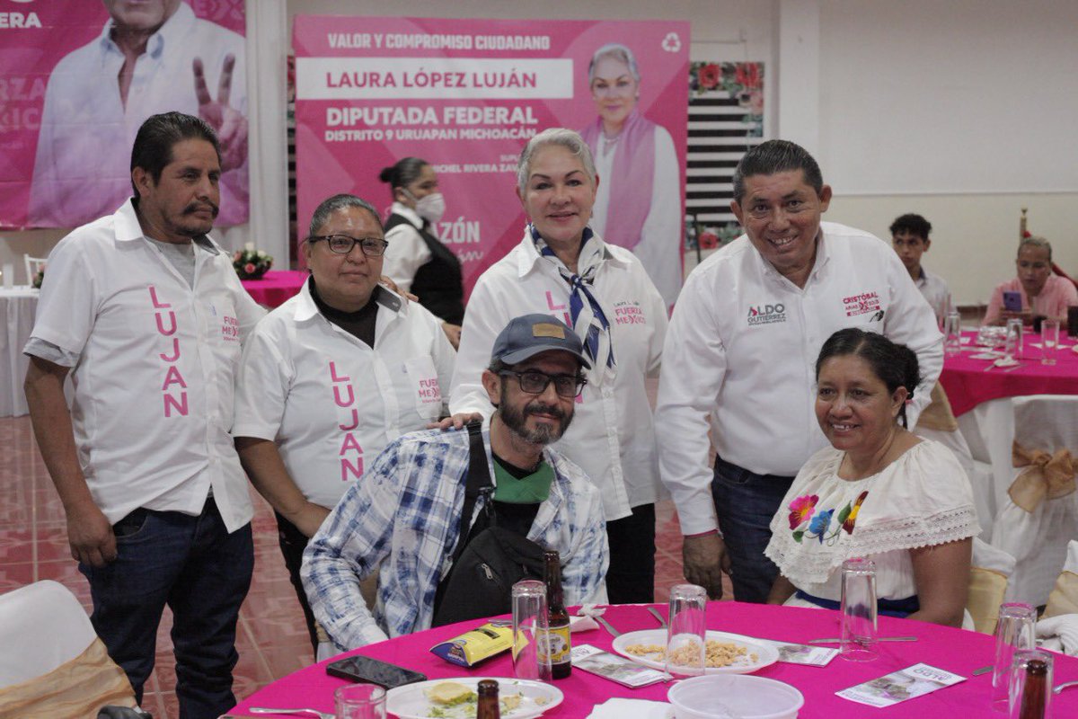 LauraLopezFXM's tweet photo. Somos la fuerza que cambiará nuestro #Michoacán este 6 de Junio que tu voto sea #Rosa #FuerzaXMexico https://t.co/t7faWvMOoL