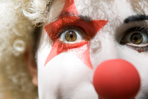 PlayOpera's tweet photo. ¡Ya está listo nuestro último programa para escuchar por internet o para descargar! 🤡PAGLIACCI🤡, de Ruggero Leoncavallo, una ópera breve pero con una música espectacular en el que las rencillas, las envidias y los celos desatan la tragedia ¡Aquí está! https://t.co/7QCNupPWF1 https://t.co/0QMxu6VD9E