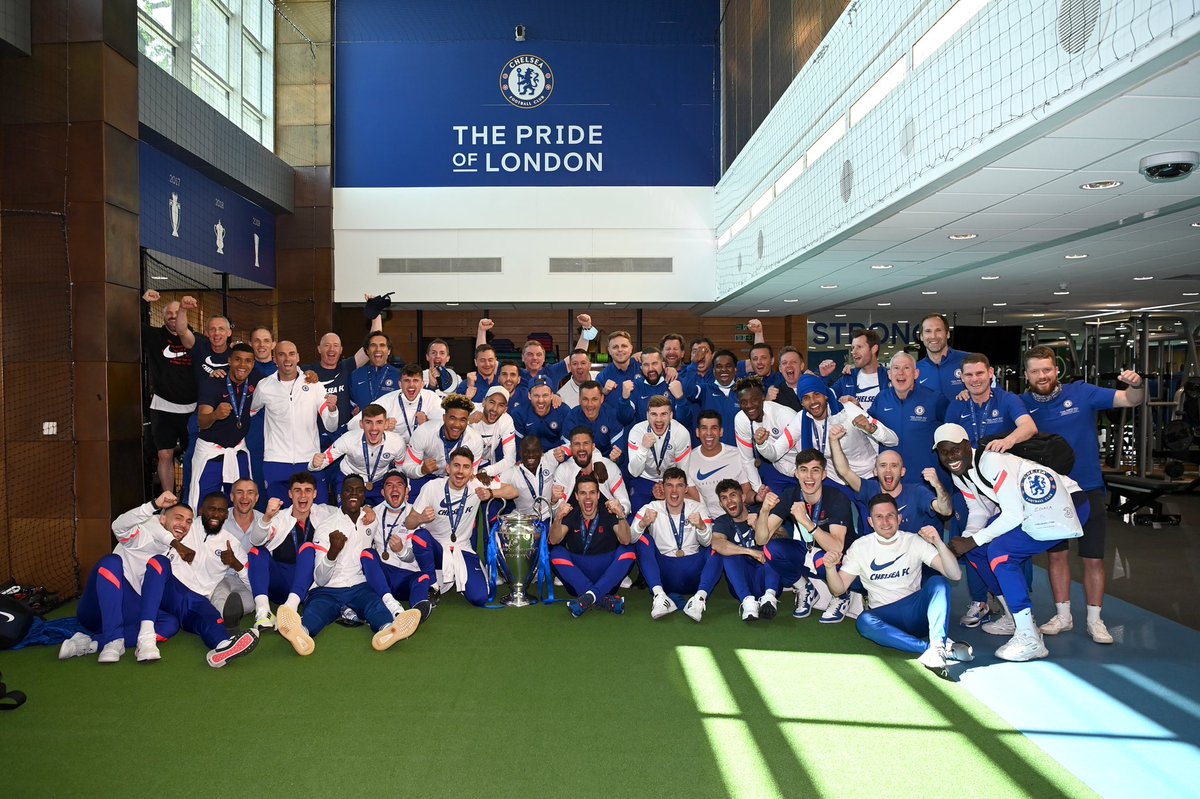 Straight back to Cobham. 👊

The team will now return home to be with their families. There will be a chance for fans to see the trophy in the near future. 👀