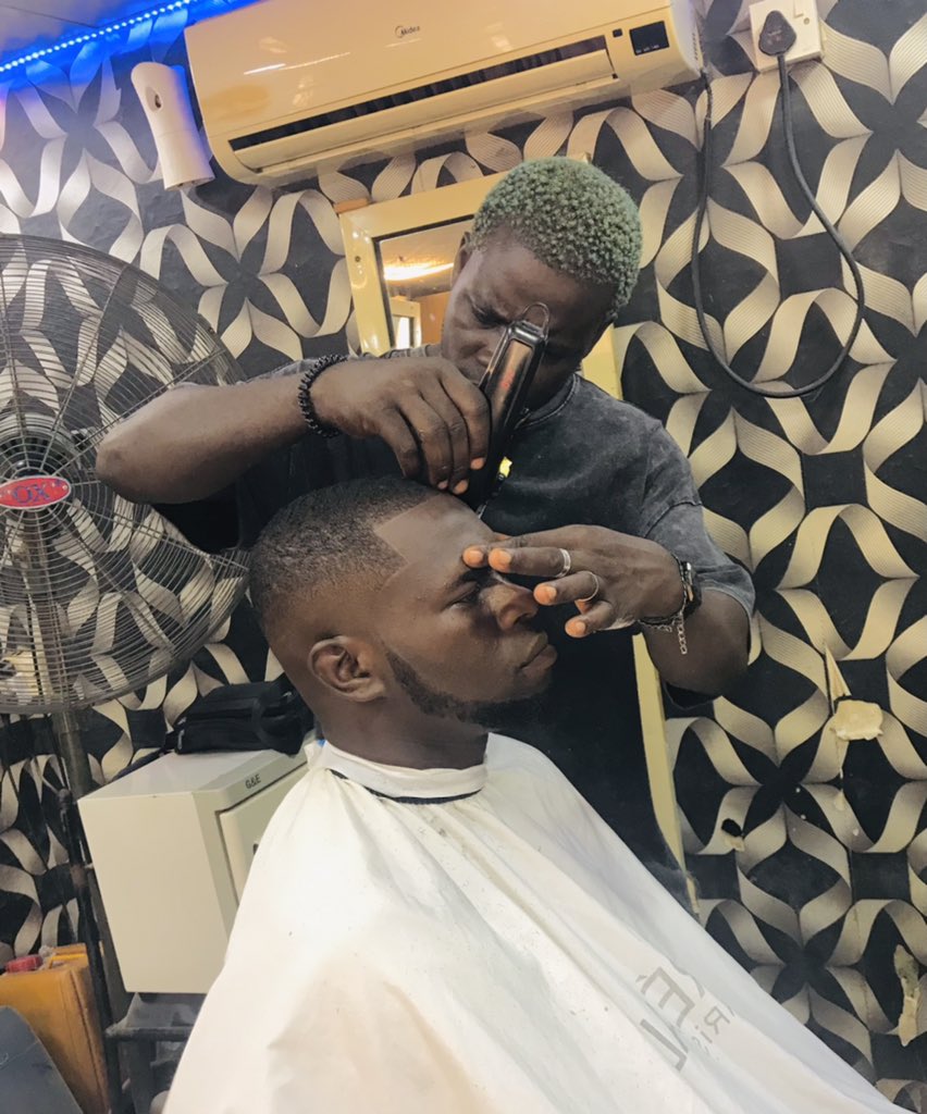 opeshowthebarbe's tweet image. ....I’m not Rich now,And I’m not from a wealthy family, but I’m not lazy, I work very hard,and I have God surely he’s going to bless me🙏