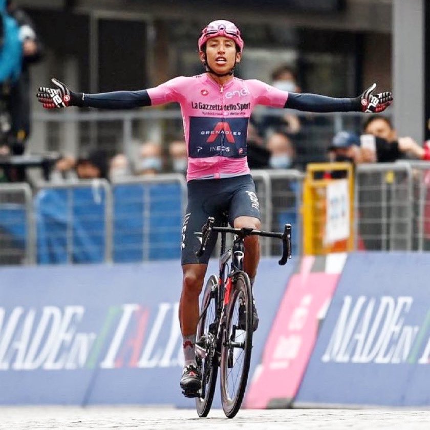 MONYRODRIGUEZOF's tweet photo. GRACIAS EGAN BERNAL 💓💓
▫️
El hijo de Zipaquirá nos regala este triunfo que es UN OASIS 🇨🇴 
▫️
@Eganbernal Campeón del Giro de Italia 🚴‍♀️✨
▫️ https://t.co/pV2fEZNUCO