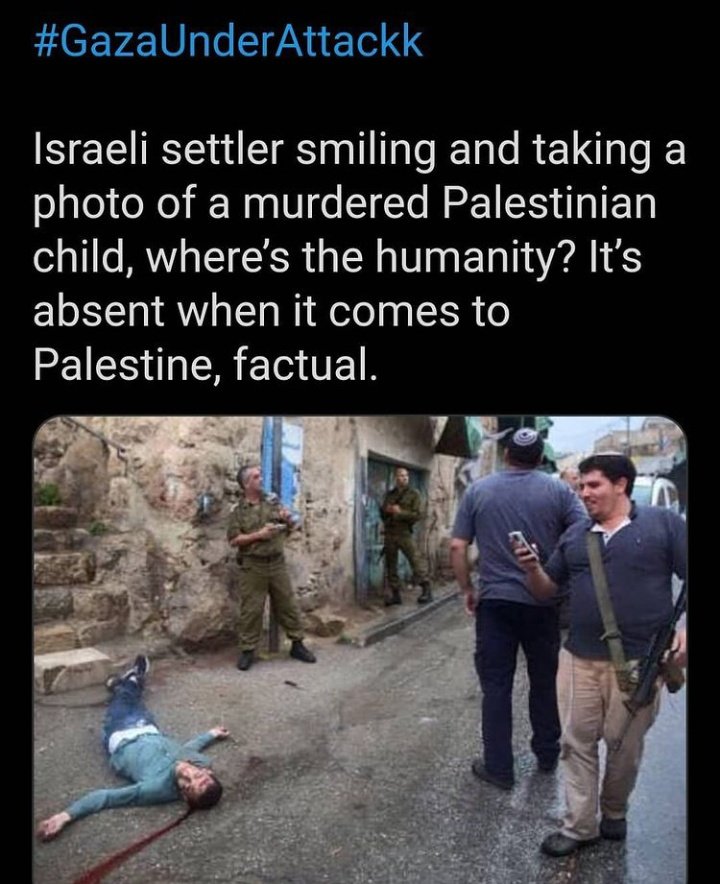 mabdullahh_5's tweet photo. This is very Painful 🥺💔😭. May ALLAH (SWT) protect the people of Palestine Aameen ❤🇵🇸❤😭#GazaUnderAttack #FreePalestine #isrealterrorist #IsraeliTerrorism #Palestine https://t.co/EdkViyQajx