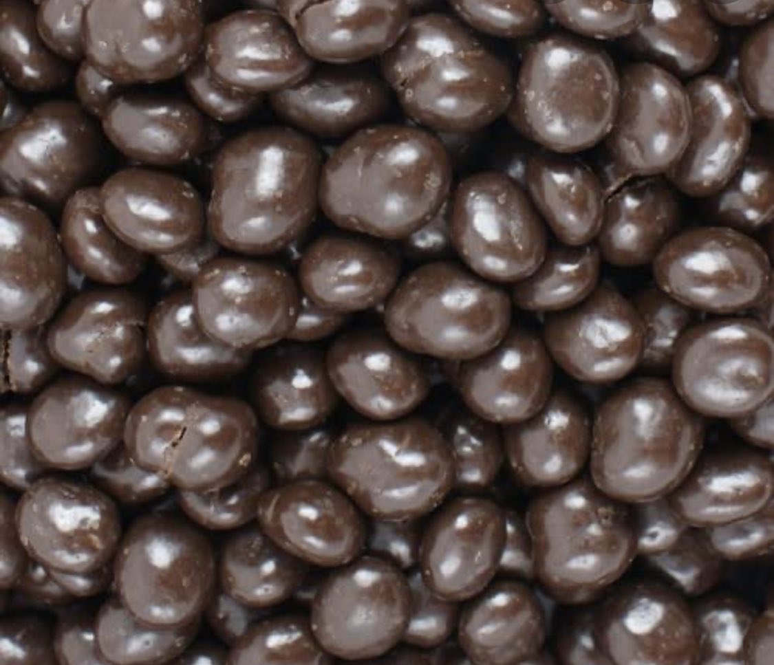 MarleysSweets's tweet image. Dark chocolate coffee beans. Love them or hate them?