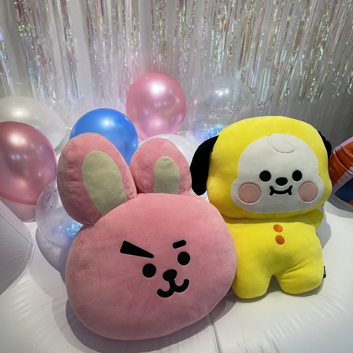 _0613_start's tweet photo. 사진들진짜 다 넘 예뻐요!!〰🤍🤍
영상존에서 영상틀어주는것도 넘 좋았어요♡̆̎
포토존도 너무예뻐요 ✨✨💛💛
#peachpit_2 https://t.co/z7nkESSspW