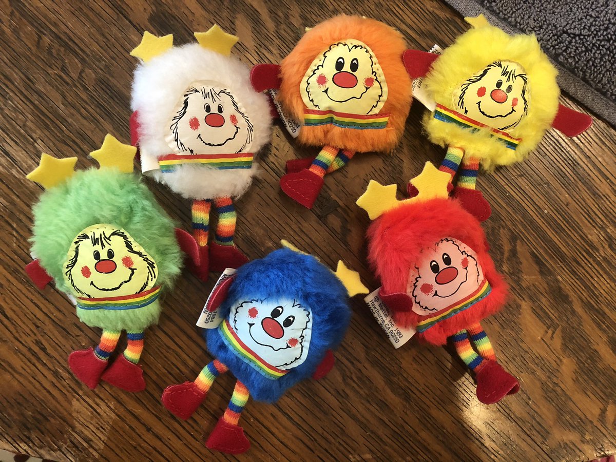 cassielafasto's tweet photo. Tell me you were born in the 80s without telling me you were born in the 80s...#theogsquad #antiques #rainbowbrite #home https://t.co/Bi86pqU9za