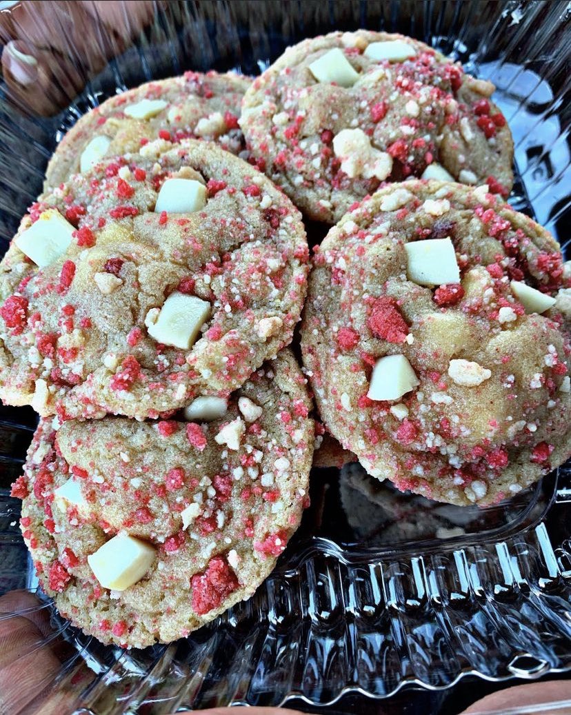tyshieraaaaaaa's tweet photo. Really the GOAT at this cookie shit❤️‍🔥
Kandjcustomcreations_ https://t.co/SjwzXghKLK