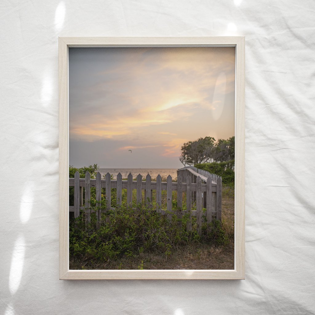 bayleekperry's tweet photo. After many years of shooting photos I finally decided to sell some images. Cant wait to see these in people’s homes &amp; spaces. ✨ Check out the link to purchase one for yourself : https://t.co/PnGmvuUvEZ https://t.co/hHzTE5JNvh