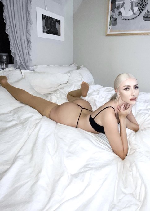 For the next 24 hours my onlyfans is $9.99!! https://t.co/h1ndrvh2k8 🥶🥶🥶 https://t.co/APa5D6QwgV