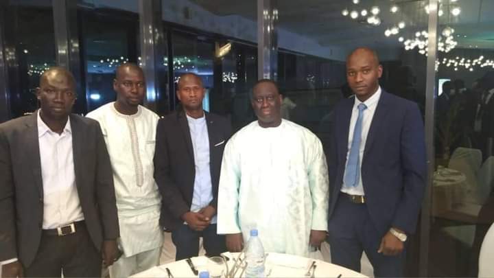 piscoble's tweet photo. Le Rassemblement pour la Vérité Dëgg Moo Woor très honoré de la prestigieuse distinction de Monsieur Pape Modou Fall, Directeur de l'emploi qui a reçu le Prix calebasse au service d'un Sénégal en plein emploi.
RV/Dëgg Moo Woor
S'unir pour un Sénégal meilleur https://t.co/pWhj7oY8cO