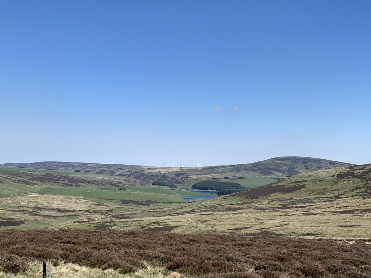 brown_elc's tweet photo. Gorgeous weather and views on walk to #priestlawhill and #whiteadder https://t.co/59OtdtNzu2