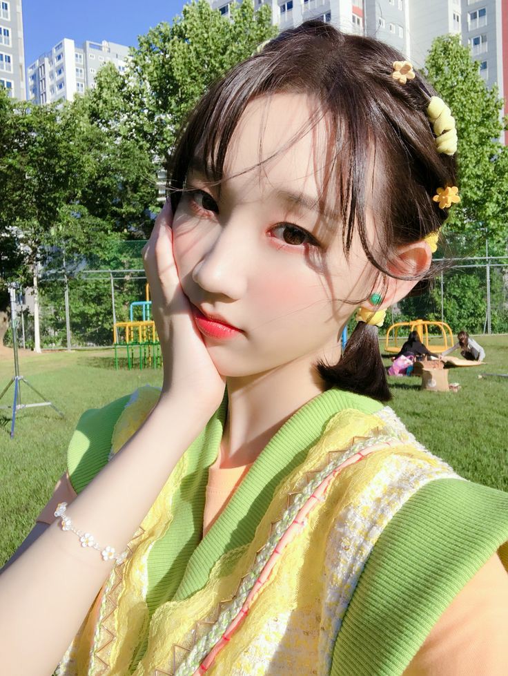 Hai gw newbie disini, marilah bekawan bersama gw
sekalian ajarin lebih banyak tentang rp twt ehehe

mutualan? rt/like
fambest? Dm aja

#roleplayer #roleplayertwt #roleplayaccount #roleplayerindo #roleplayerindonesia