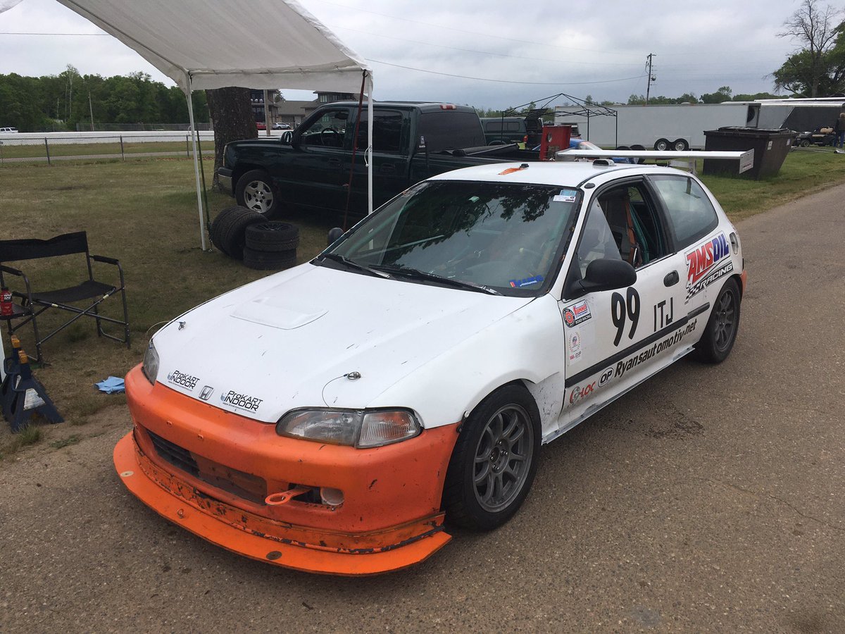 FLPerformance99's tweet image. Practice one is done. Vibrations are gone, new tires seem great. I gotta find some speed in qualifying.