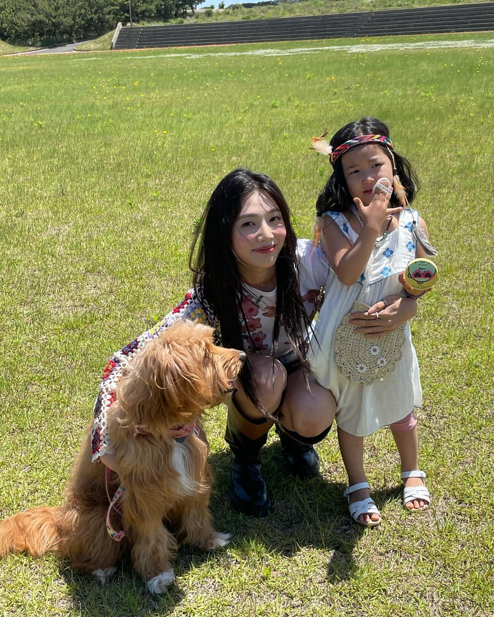 JoyIsMine94's tweet photo. Joy update her insta🤩🤩🤩. Go congrats her on insta by comment 

#CongratulationJOY 💚. Let show her our love n support.

https://t.co/VIB5FiAaFS https://t.co/eCyxMNSQmb