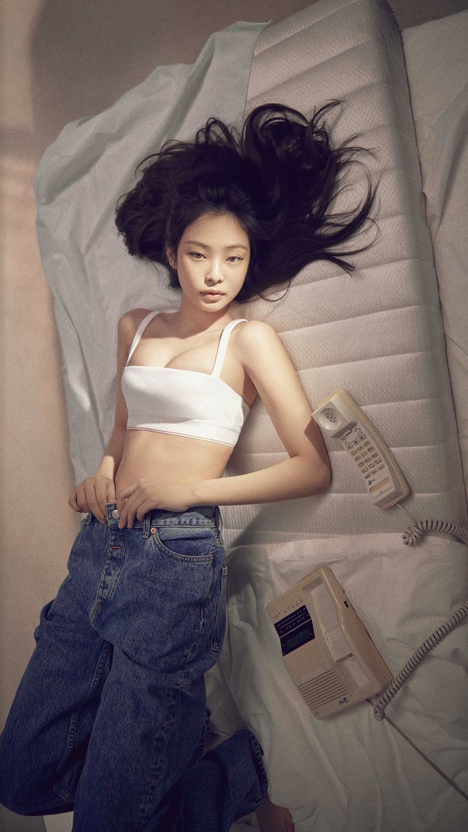 nakedfolder's tweet photo. 😍 https://t.co/xrGOMotqKd